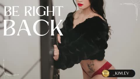 Snapshot of kim_ev chatting on January 2025 10:33:02 AM Kim online show from January 2025 10:33:02 AM