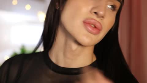 Kim Oberlin online show from February 2025 10:46:01 AM