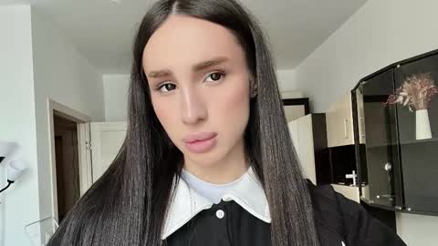 Kim Oberlin online show from February 2026 03:57:01 PM