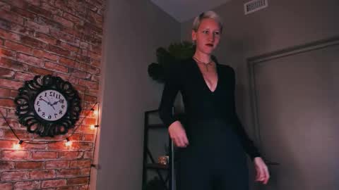 Snapshot of kim_waite chatting on September 2025 02:19:01 PM Kim online show from September 2025 02:19:01 PM