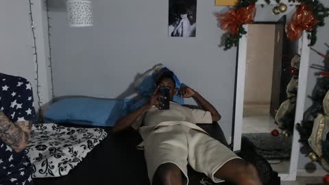 Snapshot of kimandyuk chatting on December 2024 07:30:02 PM Kim  Yuk online show from December 2024 07:30:02 PM