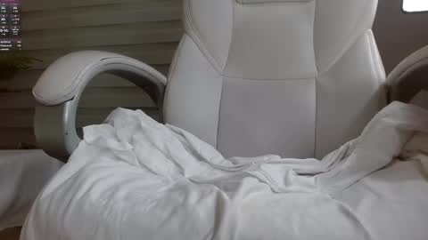 kimara lion online show from December 2024 10:49:01 AM