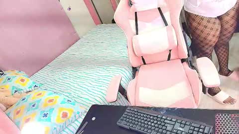 Anita. online show from March 2026 02:39:02 AM