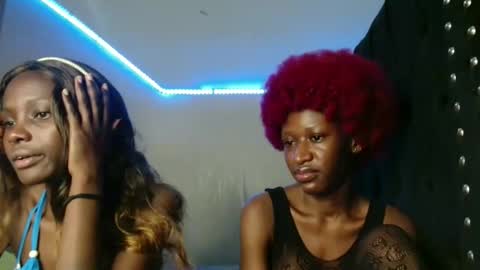 Snapshot of kimberly_chloe chatting on February 2026 09:22:02 PM Kimberly online show from February 2026 09:22:02 PM