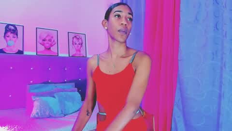 Snapshot of kimberly_thompsom chatting on January 2025 03:55:02 PM Your Queen KIM online show from January 2025 03:55:02 PM