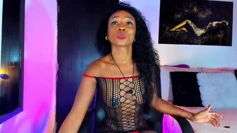 Snapshot of kimberlybanks2 chatting on February 2025 07:49:01 PM Kimberly Banks online show from February 2025 07:49:01 PM