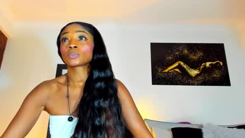 Kimberly Banks online show from November 2025 10:05:01 AM