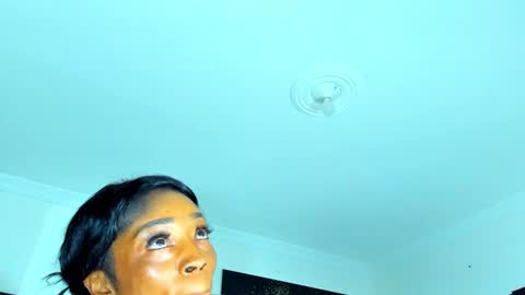 Kimberly Banks online show from February 2026 09:57:02 AM