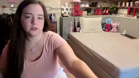 Snapshot of kimberlycaprice chatting on July 2026 07:00:01 AM kimberlycaprice online show from July 2026 07:00:01 AM