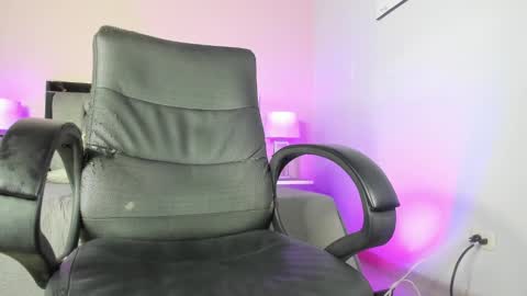 Snapshot of kimberlycoxxx chatting on March 2025 02:26:01 AM kimberly online show from March 2025 02:26:01 AM