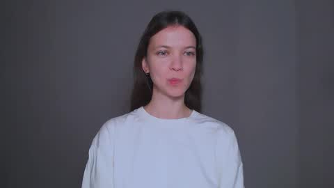 Kimberly online show from October 2025 04:44:02 AM