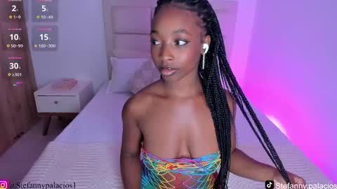 Queen Kim online show from November 2025 10:42:02 PM