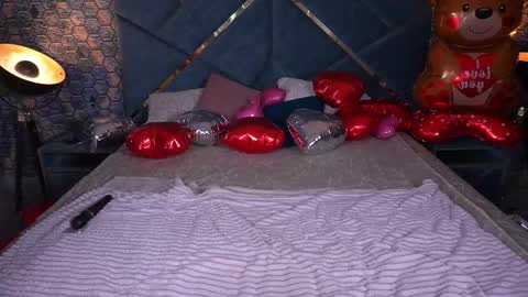 Kim online show from February 2026 05:18:02 PM