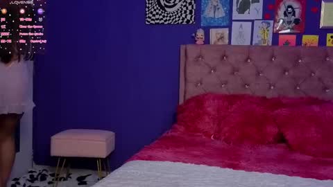 Snapshot of kimhilton_ chatting on February 2026 05:25:01 AM kimhilton online show from February 2026 05:25:01 AM