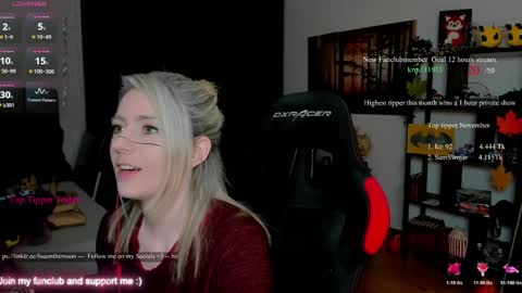 Wolfs Girl online show from November 2025 07:04:02 PM