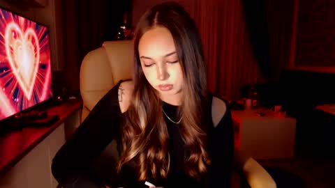 Kim Lee  online show from December 2024 05:34:01 PM