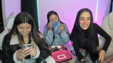 kimmi online show from December 2024 12:30:01 AM