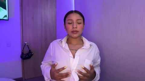 Snapshot of kimmi_foxy chatting on June 2026 02:27:01 PM kimmi online show from June 2026 02:27:01 PM
