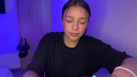 Snapshot of kimmi_foxy chatting on June 2026 03:14:01 PM kimmi online show from June 2026 03:14:01 PM