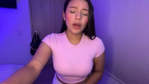 Snapshot of kimmi_foxy chatting on July 2026 11:17:01 PM kimmi online show from July 2026 11:17:01 PM