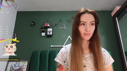 Kimmie online show from December 2025 09:25:01 AM