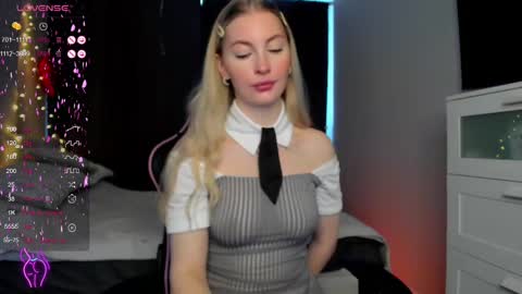 kimmy1_powell online show from February 2025 03:02:01 AM