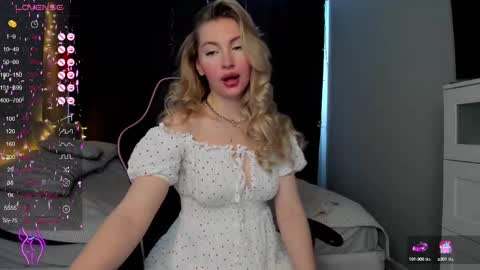 kimmy1_powell online show from March 2025 03:17:01 AM