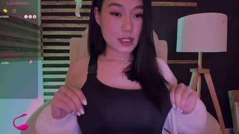 Lo online show from February 2025 06:13:02 PM