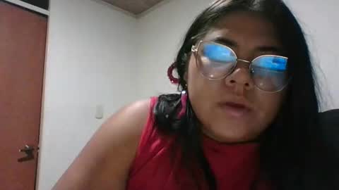 Snapshot of kimmy_kimmy_ chatting on January 2025 01:41:02 AM Kimmy online show from January 2025 01:41:02 AM