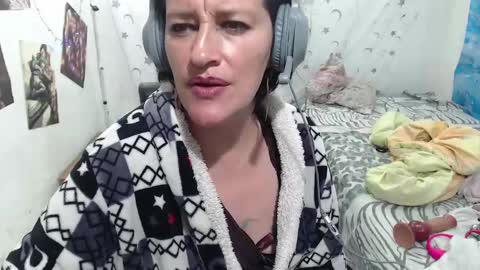 Snapshot of kimmy_sander1 chatting on January 2025 08:49:02 AM Kimmy online show from January 2025 08:49:02 AM