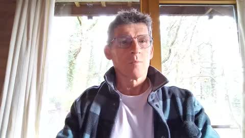 Snapshot of kimonoblues chatting on December 2024 11:07:02 AM kimonoblues online show from December 2024 11:07:02 AM