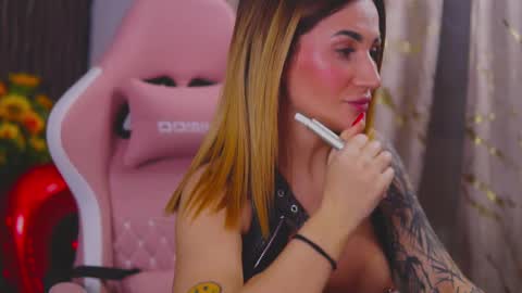 KimSkye online show from February 2025 08:26:01 PM