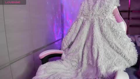 Snapshot of kimuraa_1 chatting on February 2025 09:44:01 AM Kimura online show from February 2025 09:44:01 AM