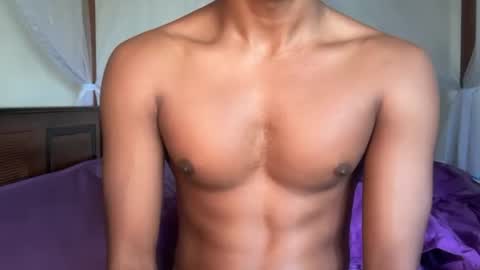 Snapshot of kinda_horny_right_now chatting on July 2026 04:17:02 AM Isaac online show from July 2026 04:17:02 AM