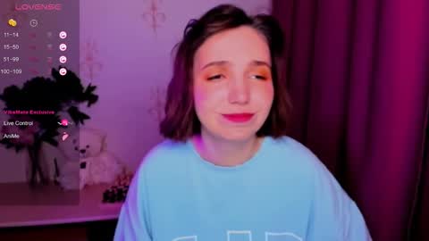 Hazel online show from November 2025 12:22:01 AM