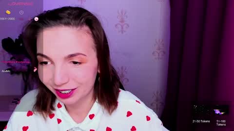 Hazel online show from April 2026 06:23:01 PM