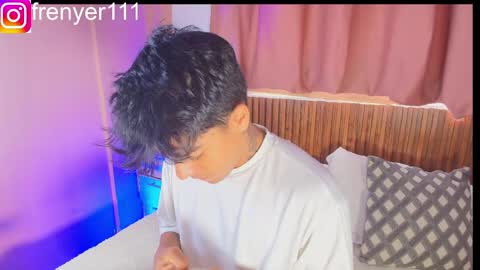 king  help me reach 100 likes online show from April 2026 05:40:01 PM