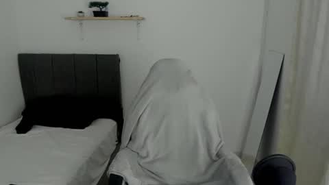 Snapshot of king_warlord chatting on July 2026 02:12:01 PM king_warlord online show from July 2026 02:12:01 PM