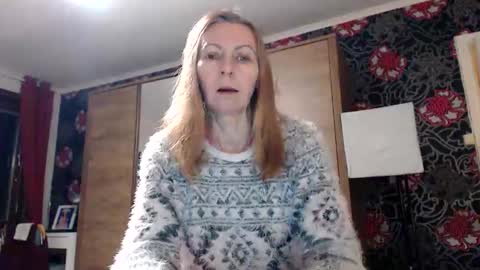 Snapshot of kingandprincess chatting on October 2025 05:39:01 PM sexysexyhotwetpinkredpussy online show from October 2025 05:39:01 PM