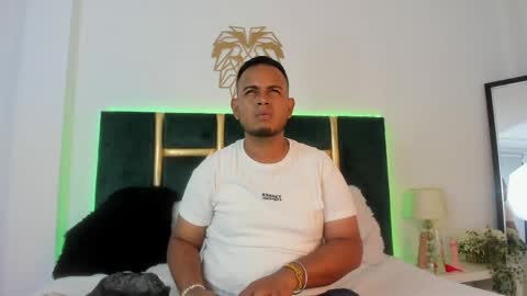 Snapshot of kingg_jay chatting on May 2026 12:01:01 PM kingg_jay online show from May 2026 12:01:01 PM