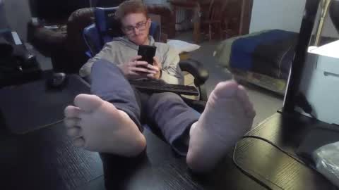 Snapshot of kingoffootfetish chatting on January 2025 08:33:01 AM Master  King Tommy online show from January 2025 08:33:01 AM