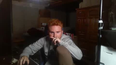 Snapshot of kingoffootfetish chatting on September 2025 07:21:02 AM Master  King Tommy online show from September 2025 07:21:02 AM