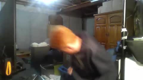 Snapshot of kingoffootfetish chatting on September 2025 06:28:02 AM Master  King Tommy online show from September 2025 06:28:02 AM