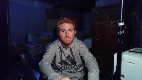 Snapshot of kingoffootfetish chatting on October 2025 08:26:02 AM Master  King Tommy online show from October 2025 08:26:02 AM