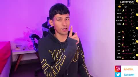  A L E X  online show from November 2025 09:33:01 AM