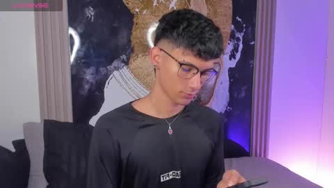  A L E X  online show from March 2026 03:21:02 AM