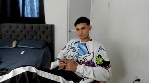 Snapshot of kings_latins chatting on January 2026 06:34:01 PM DOMINANT ALPHA KINGS online show from January 2026 06:34:01 PM