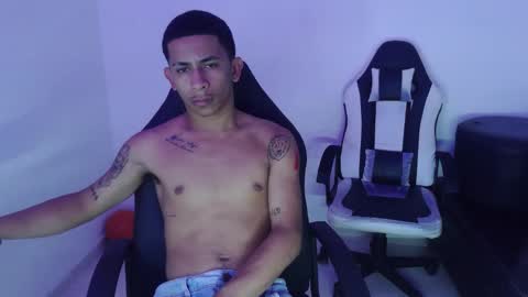 Snapshot of kings_latins chatting on February 2026 07:58:02 PM DOMINANT ALPHA KINGS online show from February 2026 07:58:02 PM