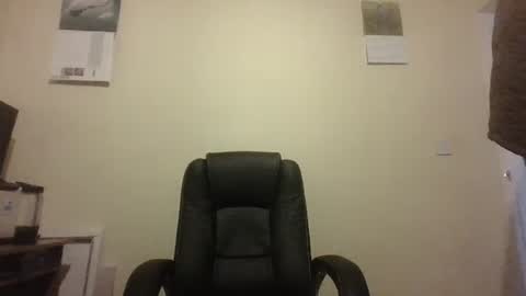 Snapshot of kingwillywoo chatting on December 2024 10:17:02 AM Cynthia Pvc lips online show from December 2024 10:17:02 AM