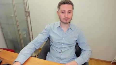 kinksubbydubby online show from December 2025 06:01:02 PM